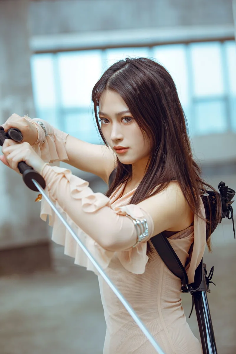 天美高清频道总览中条目行的排版形态
